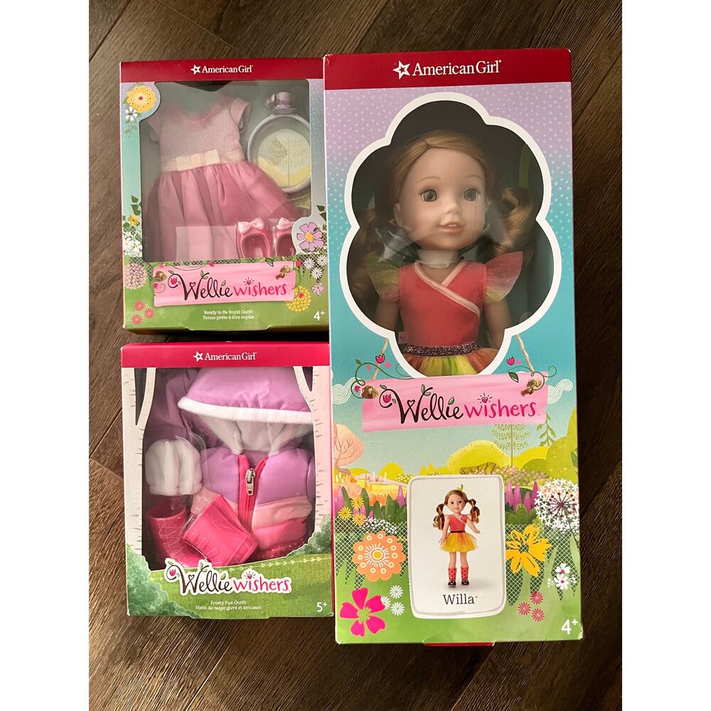 American Girl Doll "Willa' + 2 outfit packs